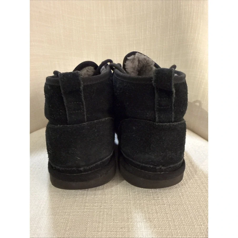 UGG Mens Neumel Classic Suede Lace-Up Ankle Chukka Boot Black Size‎ 10
